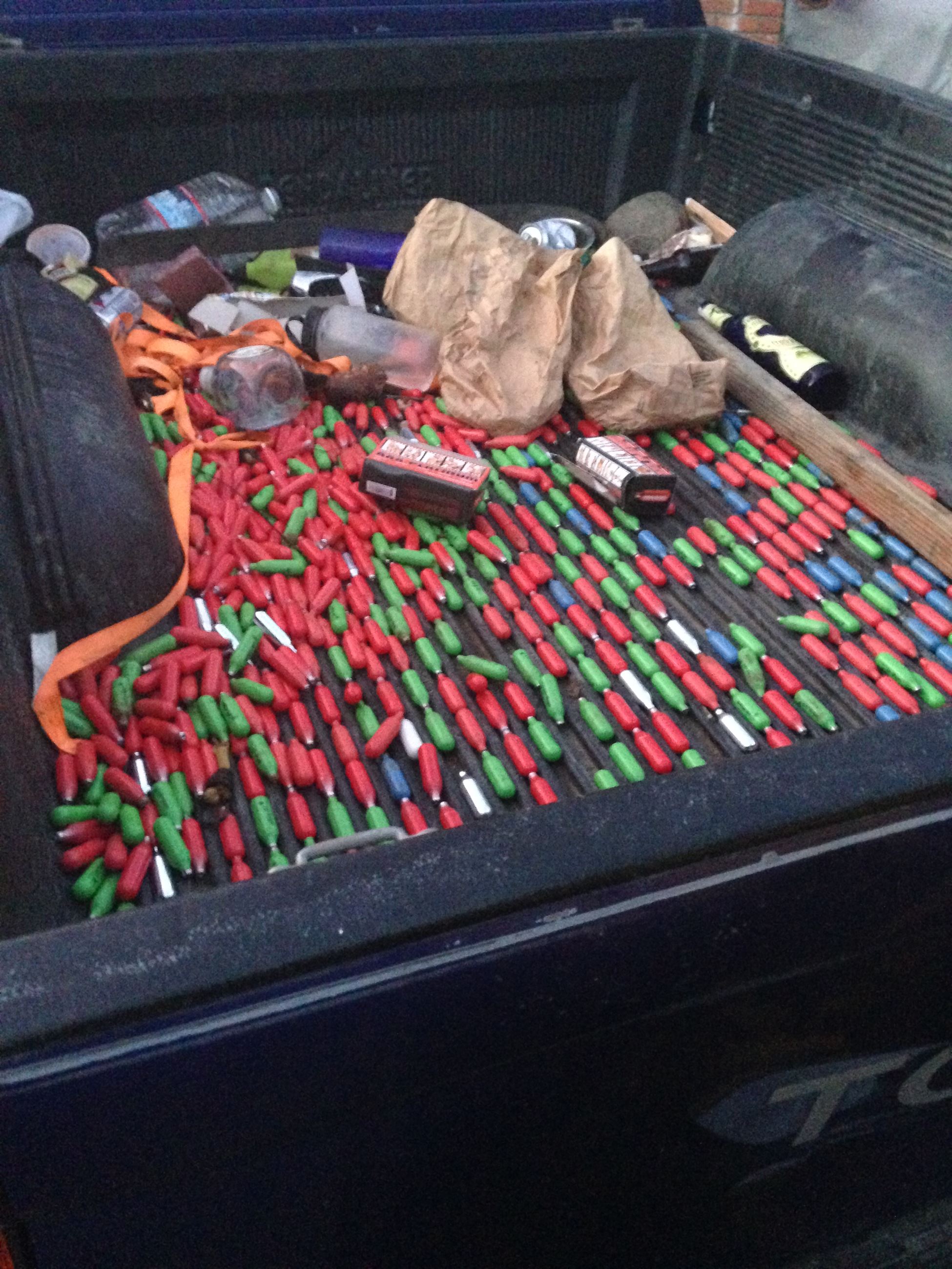 201505293 contents of truck bed
